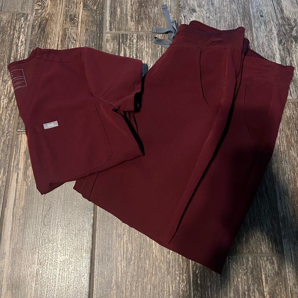 FIGS Maroon Scrub set Catarina/Zamora XXS